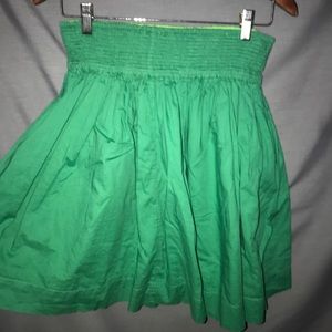 Green skirt. (Reversible)